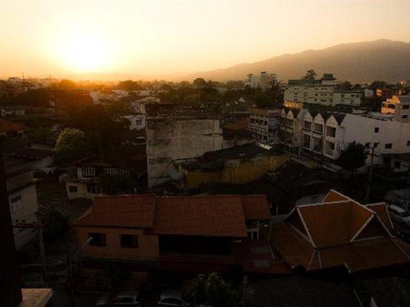 Romena Grand Hotel Chiang Mai Exteriör bild