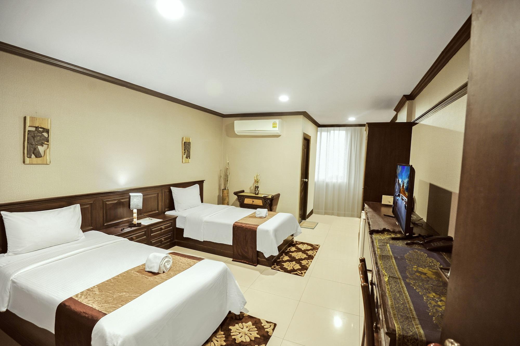 Romena Grand Hotel Chiang Mai Exteriör bild