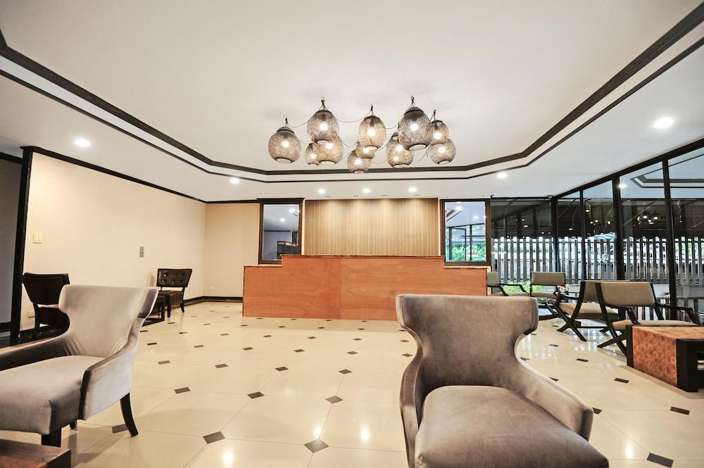 Romena Grand Hotel Chiang Mai Exteriör bild