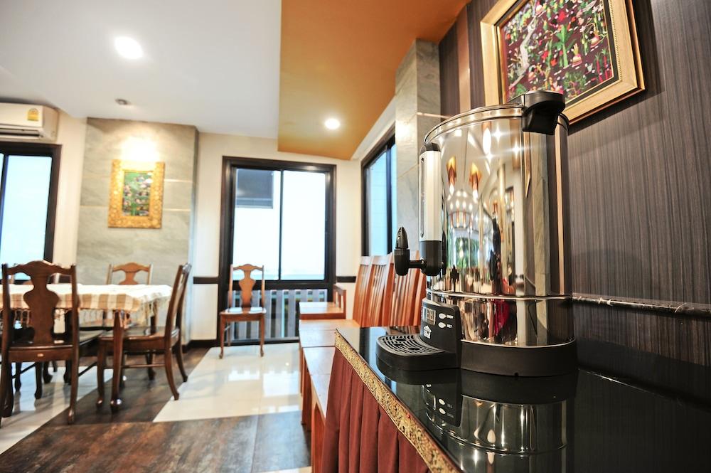 Romena Grand Hotel Chiang Mai Exteriör bild
