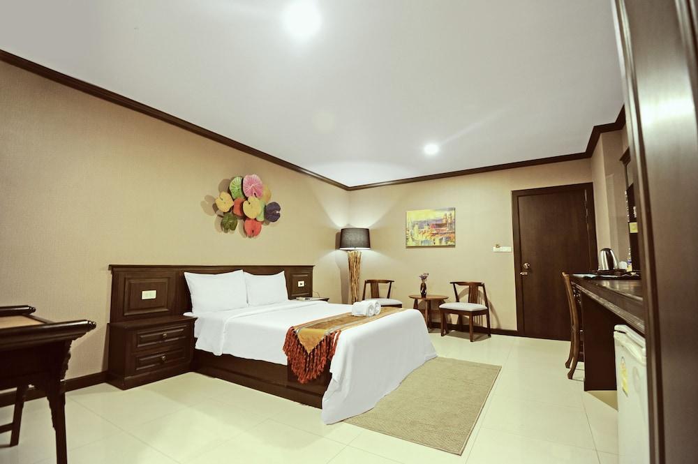 Romena Grand Hotel Chiang Mai Exteriör bild
